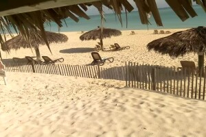 Пляж Treasure Cay, Абако, Багамские острова - веб камера